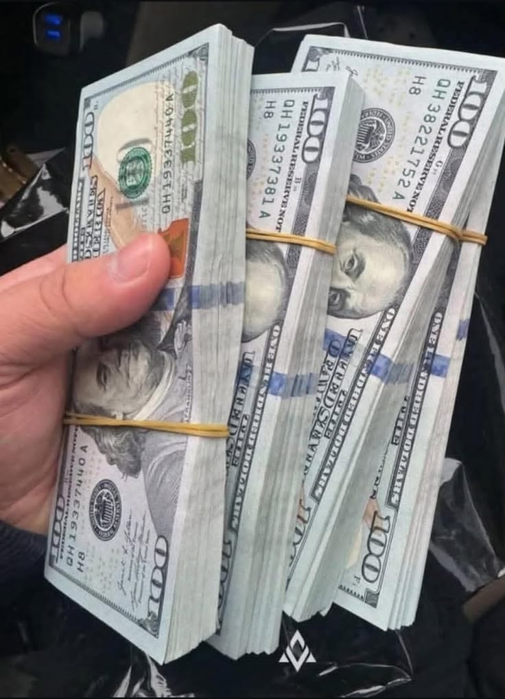 Dola Loan.